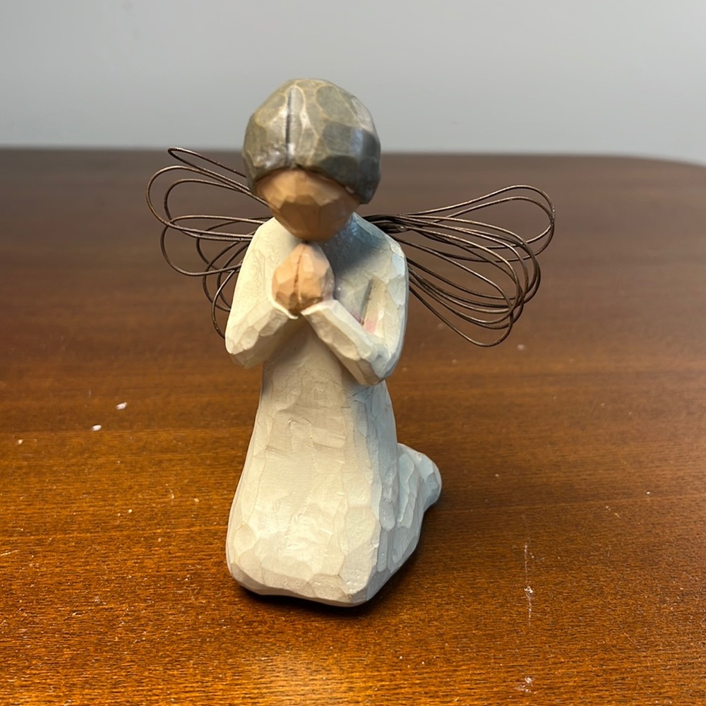 Willow Tree Angel of prayer